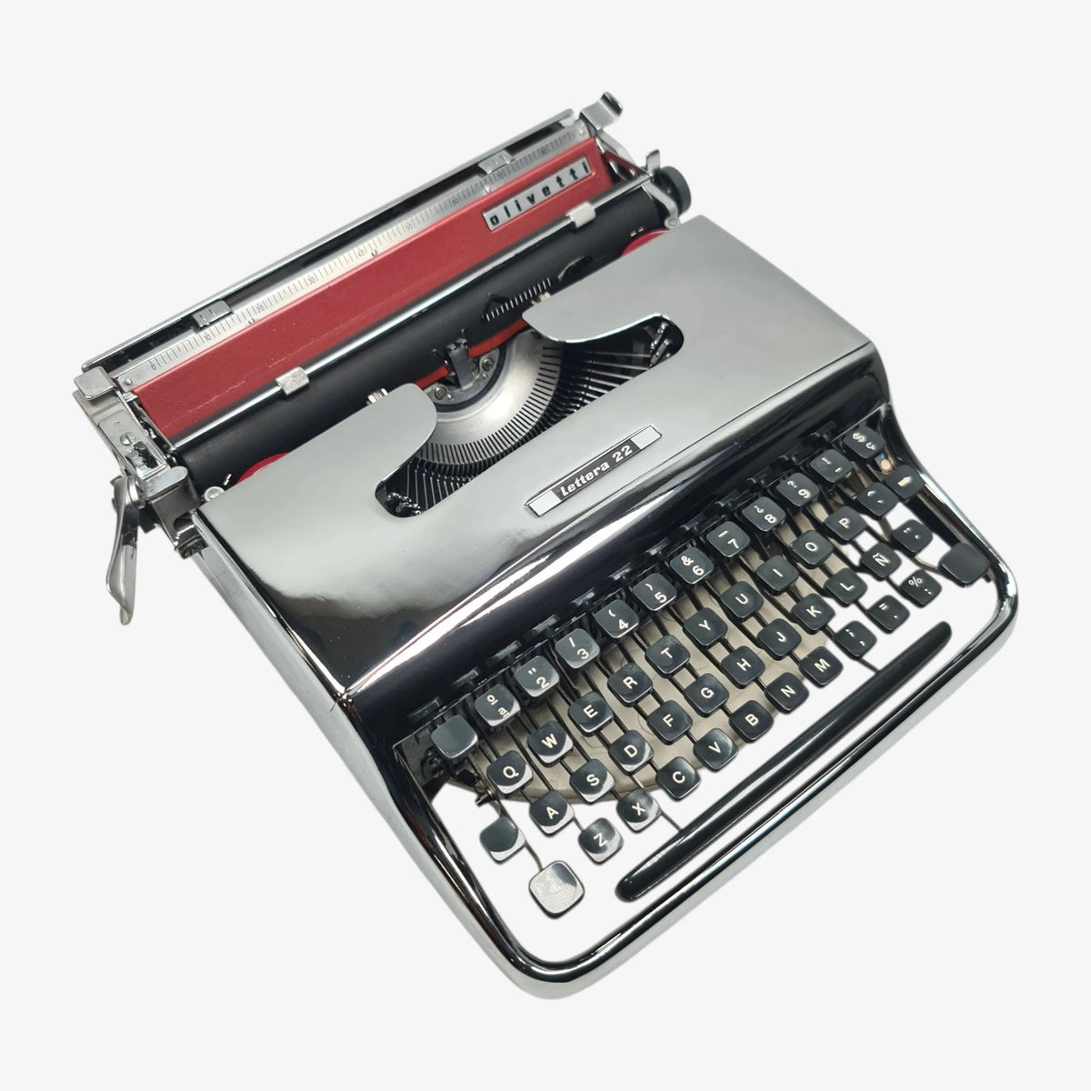 Olivetti Pluma 22 - Chrome Limited Edition Typewriter QWERTY ElGranero Typewriter.Company