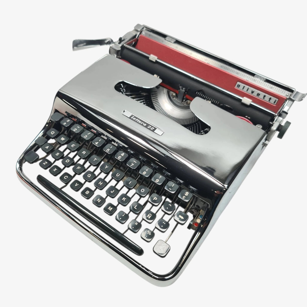 Olivetti Pluma 22 - Chrome Limited Edition Typewriter QWERTY ElGranero Typewriter.Company