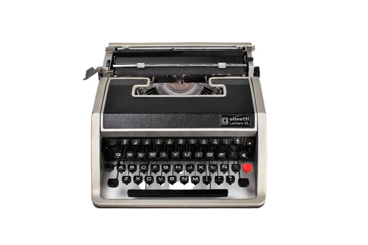 Olivetti Lettera DL / 33 Black Typewriter, Vintage, Refurbished - ElGranero Typewriter.Company