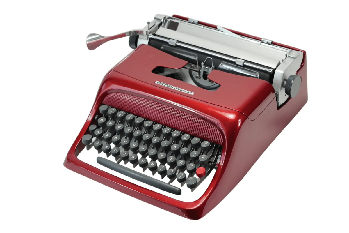 Olivetti Studio 44 Burgundy Vintage Typewriter, Restored - ElGranero Typewriter.Company