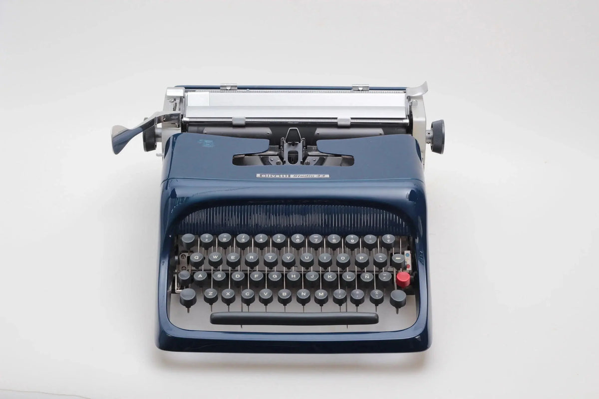Olivetti Studio 44 Machine à écrire vintage bleu marine, restaurée - ElGranero Typewriter.Company