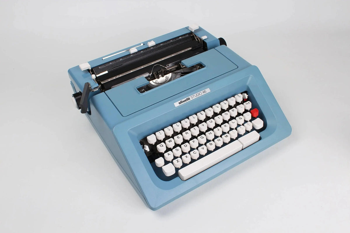 Olivetti Studio 46 Blue, Vintage Manual Typewriter, Restored - ElGranero Typewriter.Company