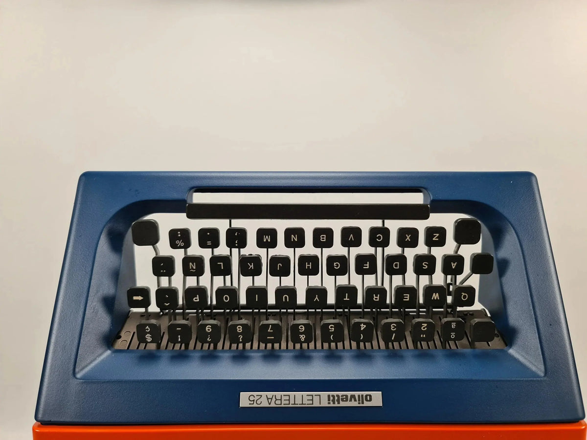 SOLD! Olivetti Lettera 25 Navy Blue / Orange, Vintage Manual Typewriter, Restored - ElGranero Typewriter.Company