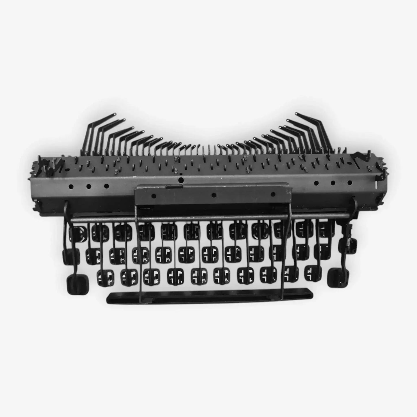 Original Olivetti Lettera 32 Typewriter Keyboard QWERTY Ñ - ElGranero Typewriter.Company