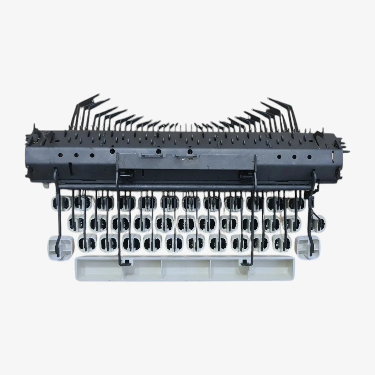 Original Olivetti Lettera 35 Typewriter Keyboard QWERTZ - ElGranero Typewriter.Company