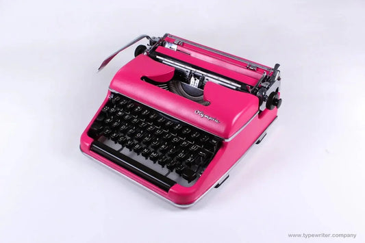 SOLD! Olympia SM3 Dark Pink, Vintage QWERTZ Typewriter, Refurbished - ElGranero Typewriter.Company