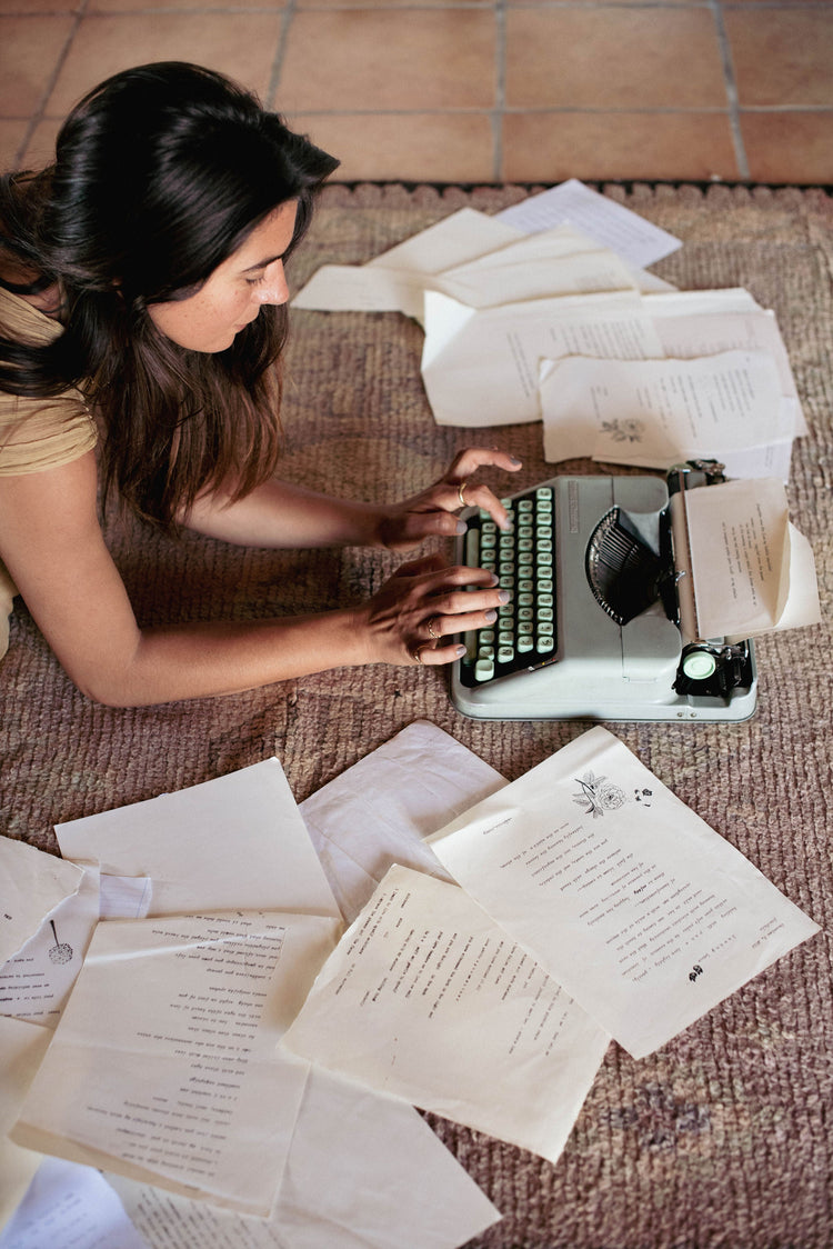 Alexcia-Panay-Collection ElGranero Typewriter.Company