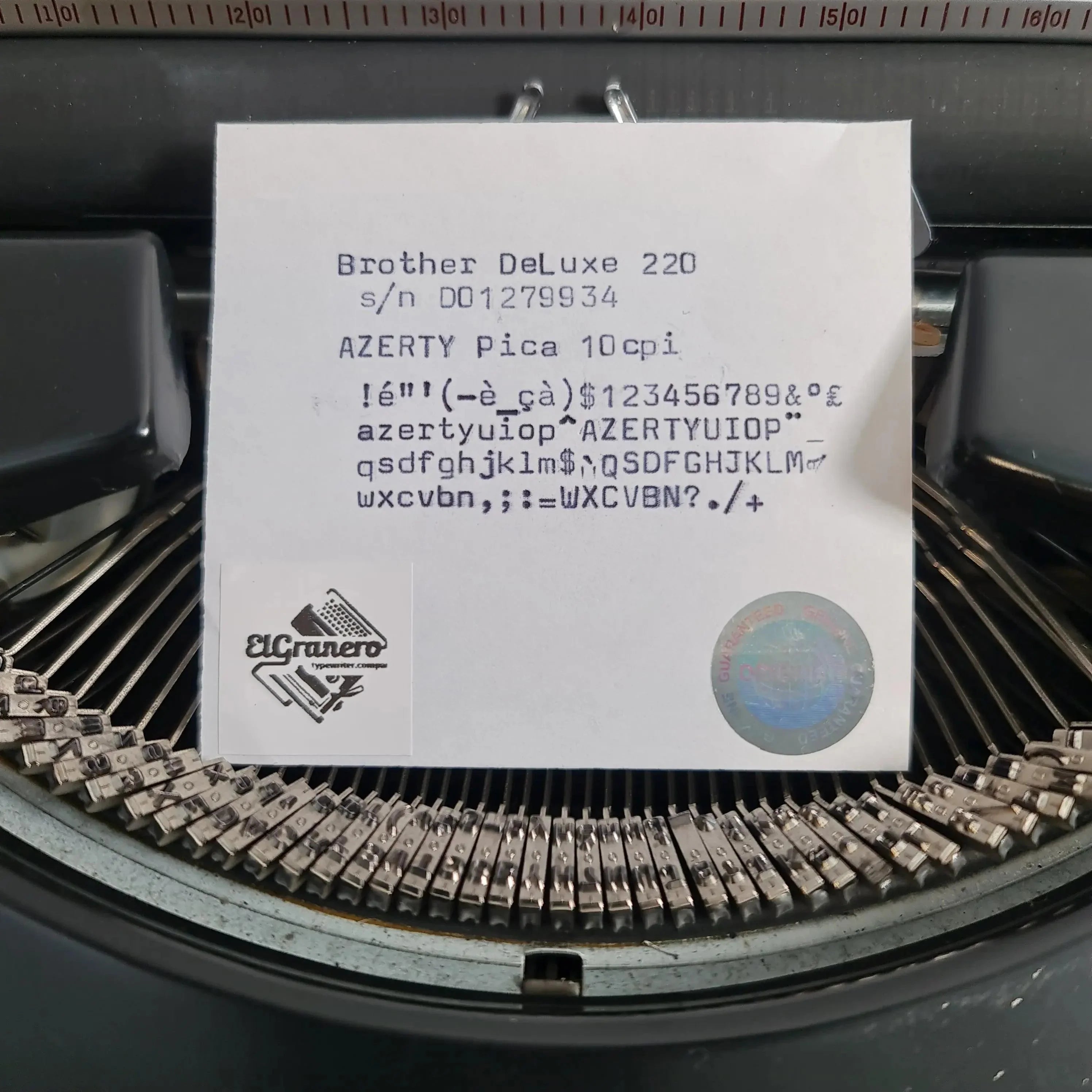 SOLD! Brother DeLuxe 220, Black Manual Vintage Typewriter