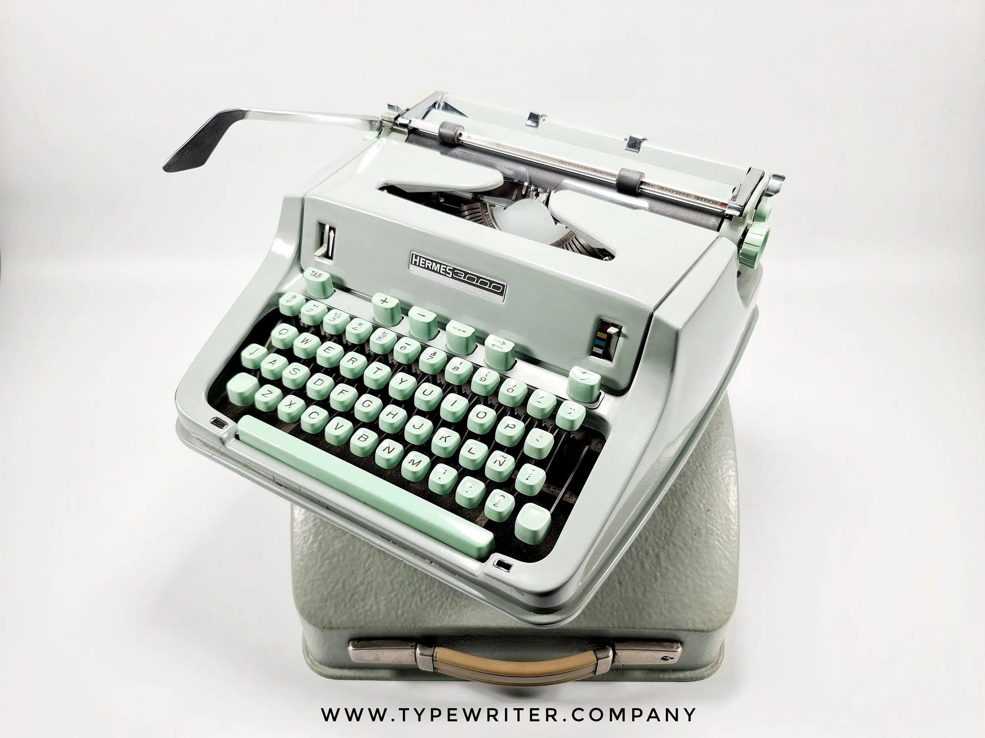 Hermes 3000 Light Green Typewriter, Ñ, Vintage, Mint Condition, Manual Portable, Professionally Serviced by Typewriter.Company - ElGranero Typewriter.Company