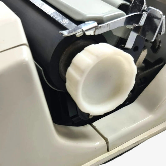 Hermes Baby/ Hermes Rocket Right Platen Knob - ElGranero Typewriter.Company