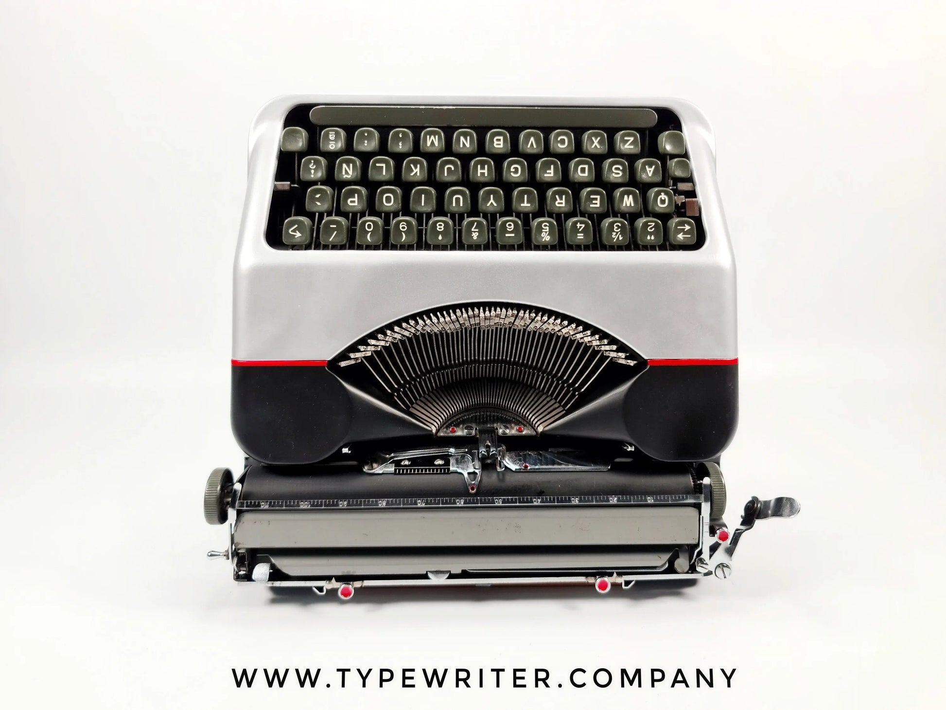 Hermes Baby Silver Typewriter, Vintage, Mint Condition, Manual Portable, Professionally Serviced by Typewriter.Company - ElGranero Typewriter.Company