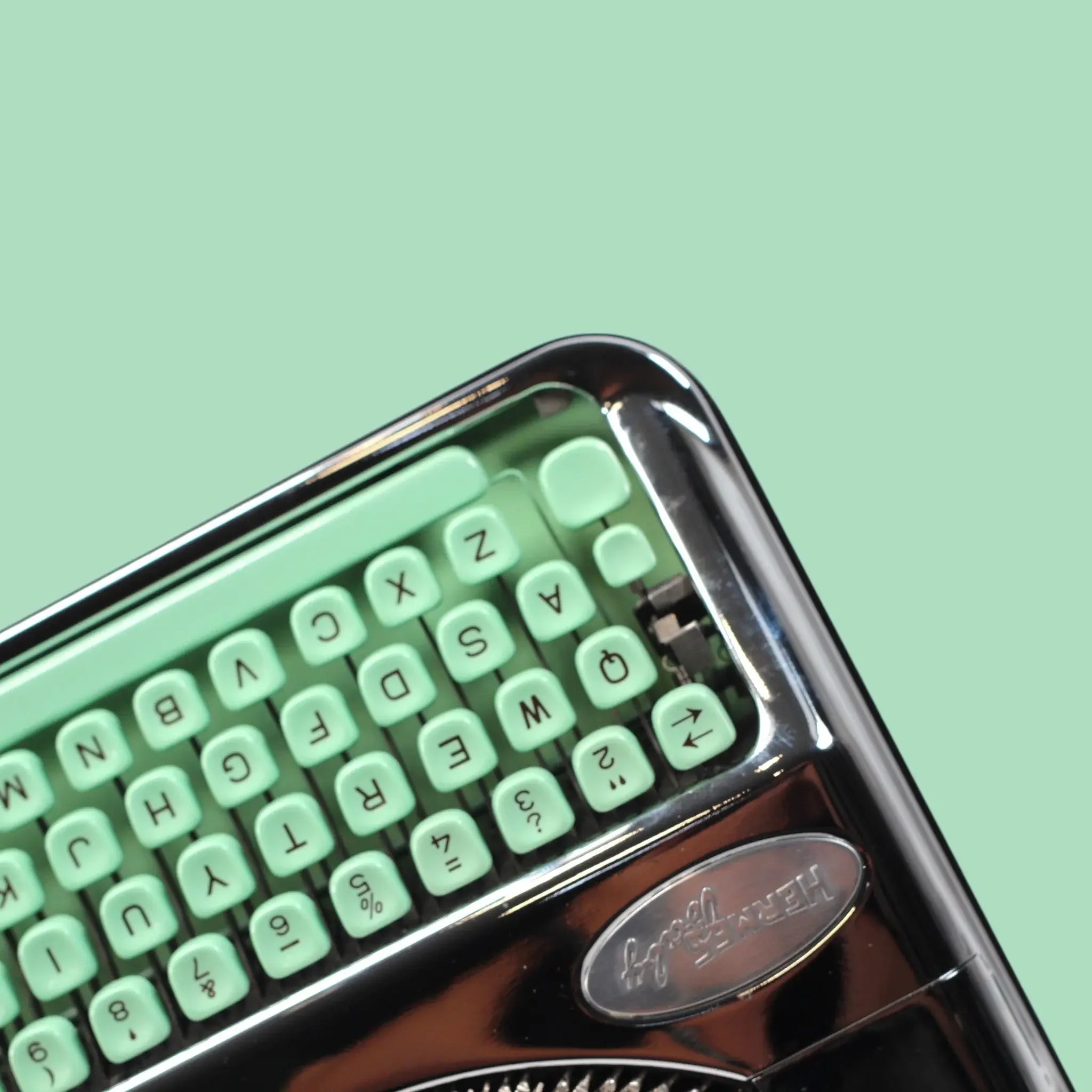 Hermes Baby , Chrome-Plated, Vintage Manual Typewriter