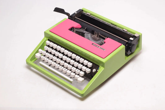 SOLD! Olivetti Dora / Lettera 31 Green & Pink Typewriter, Vintage, Mint Condition, Professionally Serviced - ElGranero Typewriter.Company