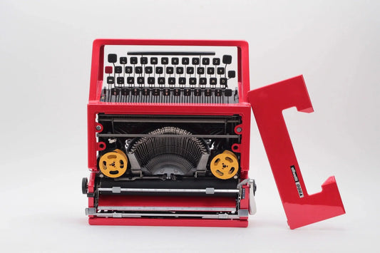 SOLD! Olivetti Dora Red, Vintage Manual Typewriter, Refurbished - ElGranero Typewriter.Company