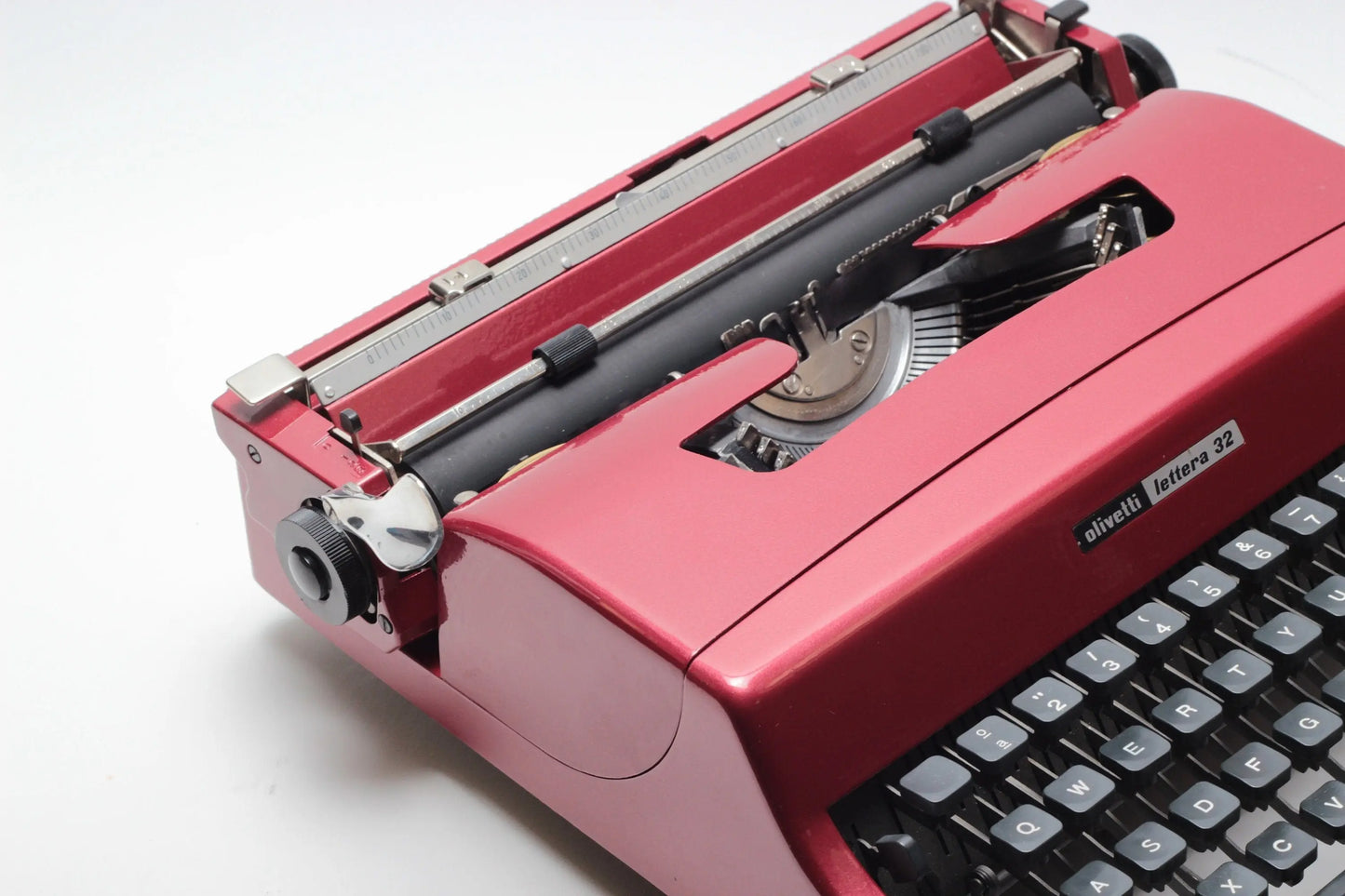 Limited Edition Olivetti Lettera 32 Coral Red Typewriter, Vintage, Manual Portable, Professionally Serviced by Typewriter.Company - ElGranero Typewriter.Company