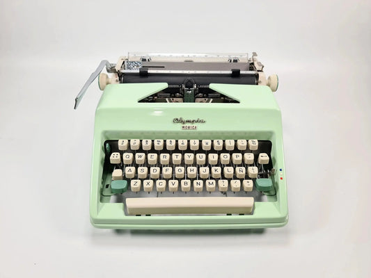 SOLD! Olympia SM Pistachio, Vintage Manual Typewriter, Restored - ElGranero Typewriter.Company