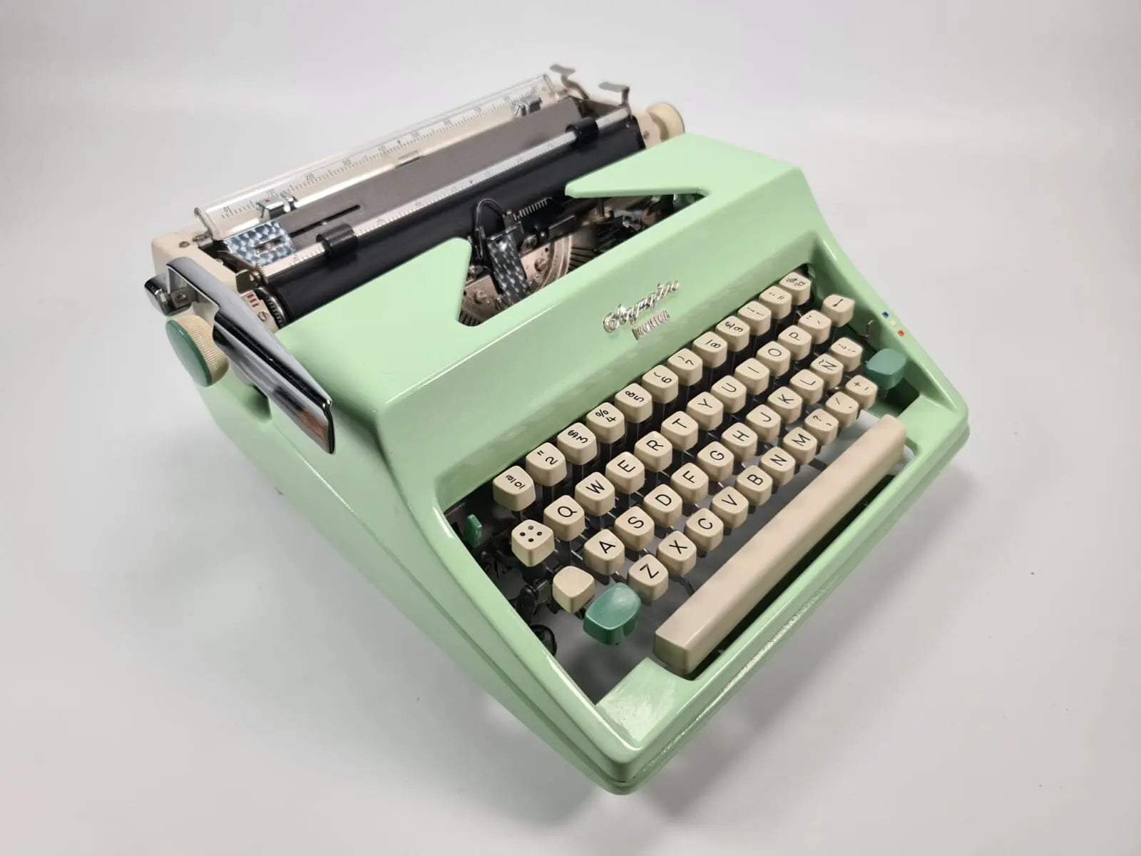 Limited Edition Olympia SM8 Mint Green Typewriter, Vintage, Mint Condition, Manual Portable, Professionally Serviced by Typewriter.Company - ElGranero Typewriter.Company