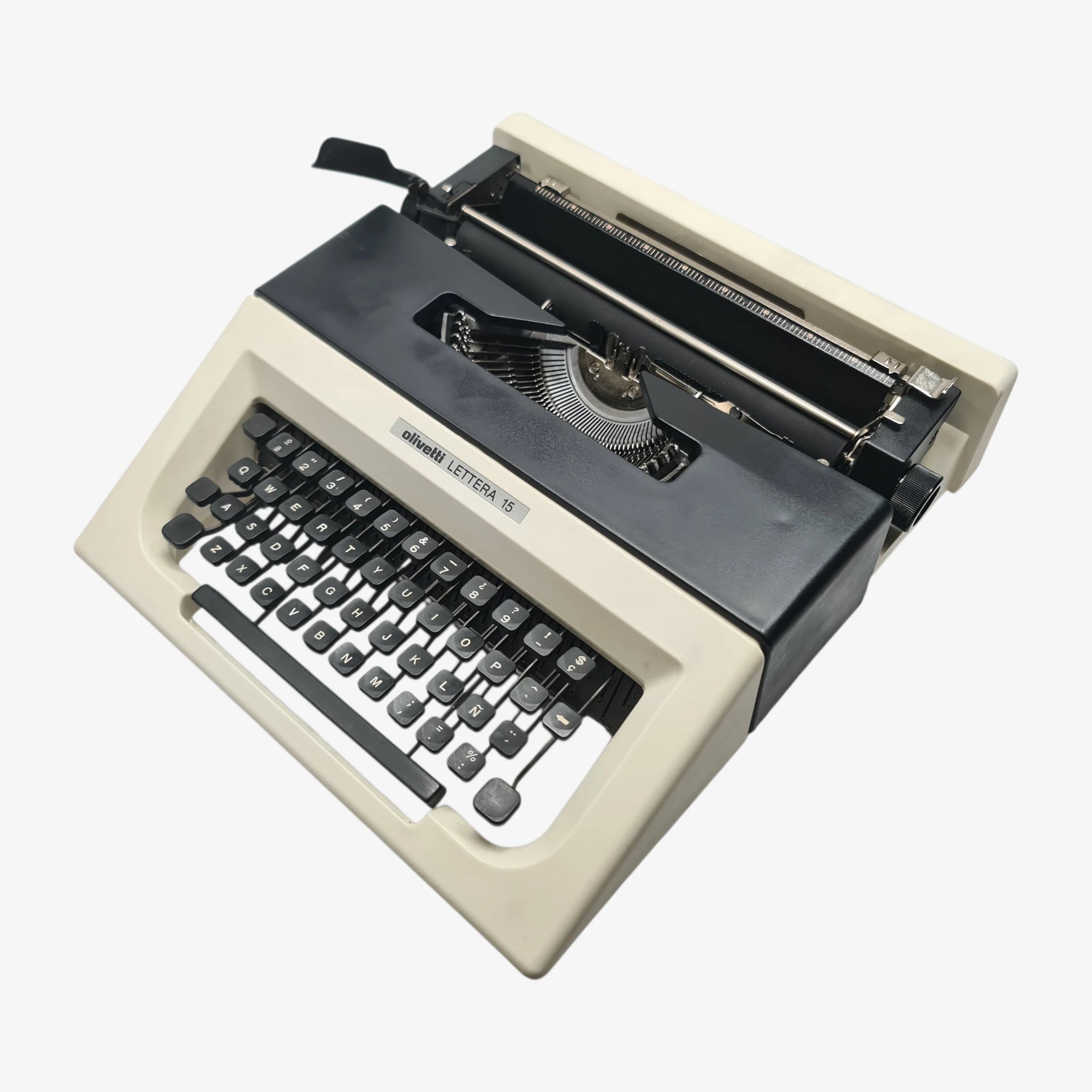 Olivetti-Lettera-15-Vintage-