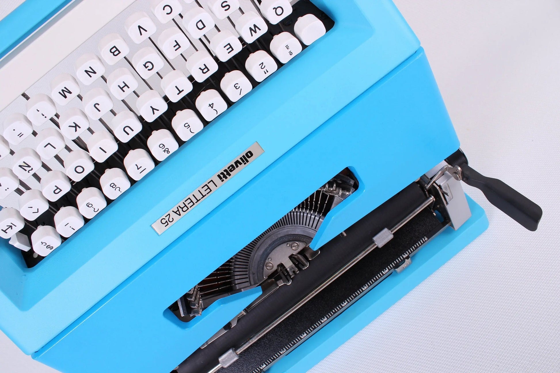 Olivetti Lettera 25 Blue Typewriter, Vintage, Manual Portable, Professionally Serviced by Typewriter.Company - ElGranero Typewriter.Company