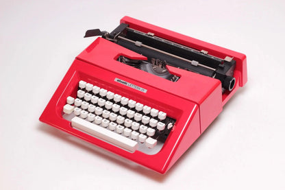 Olivetti Lettera 25 Rojo, Máquina de Escribir Manual Vintage, Restaurada - ElGranero Typewriter.Company