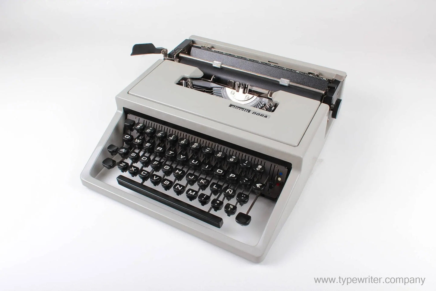 Olivetti Lettera 31 Dora Gray Typewriter, Vintage, Manual Portable, Professionally Serviced by Typewriter.Company - ElGranero Typewriter.Company