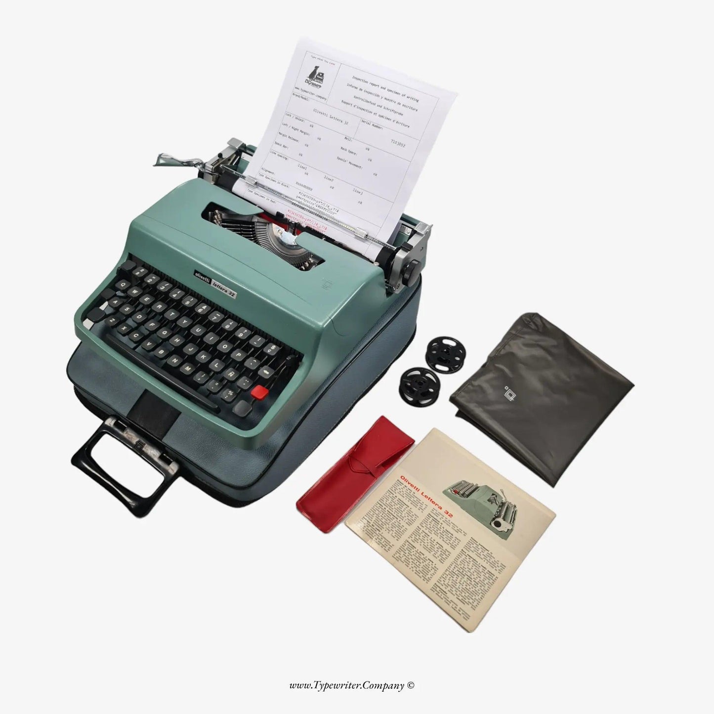 Olivetti Lettera 32 Typewriter, Vintage Manual, with Accessories, QWERTY Keyboard ElGranero Typewriter.Company