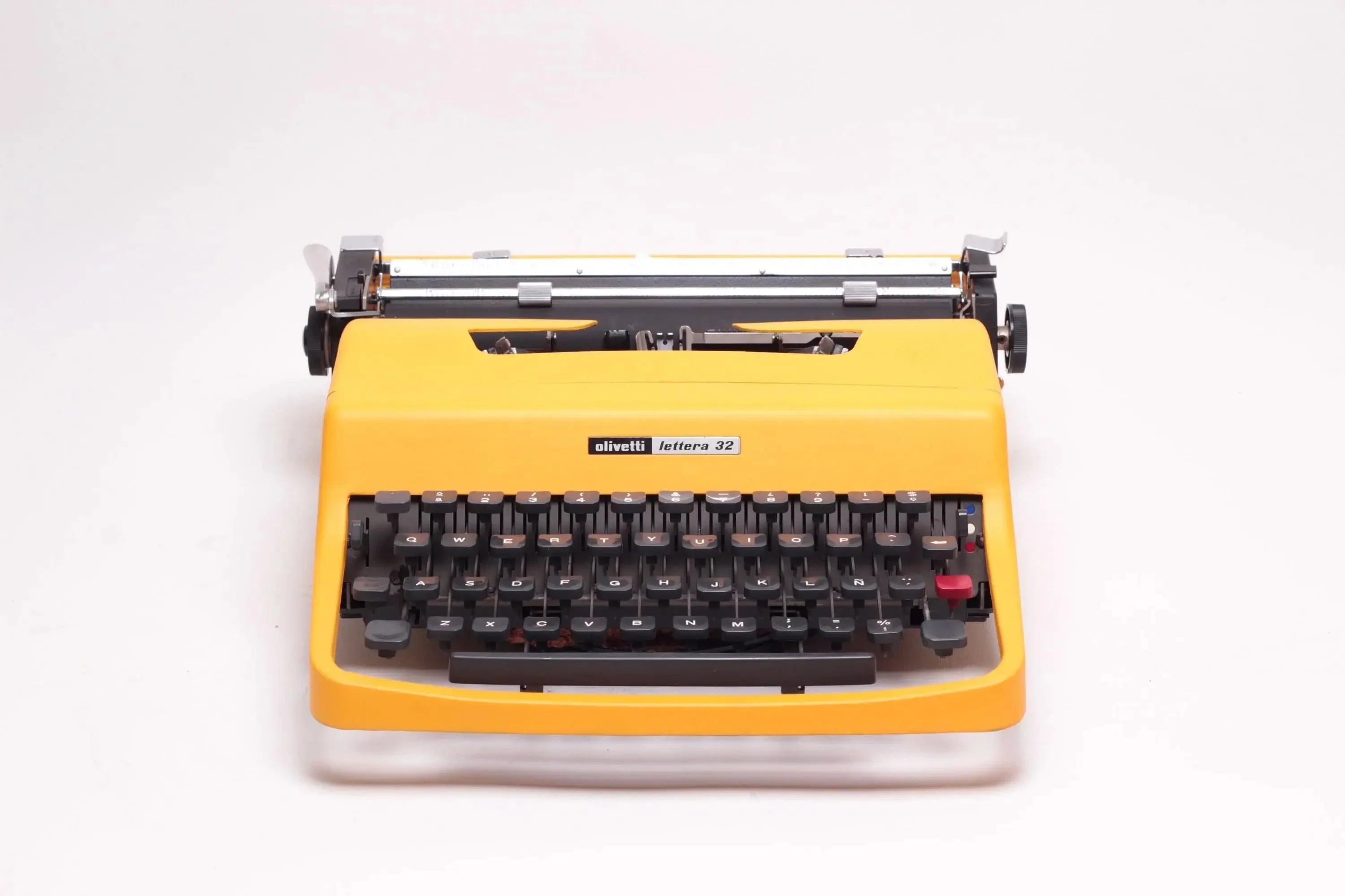 Olivetti Lettera 32, Yellow Manual Vintage Typewriter, Restored