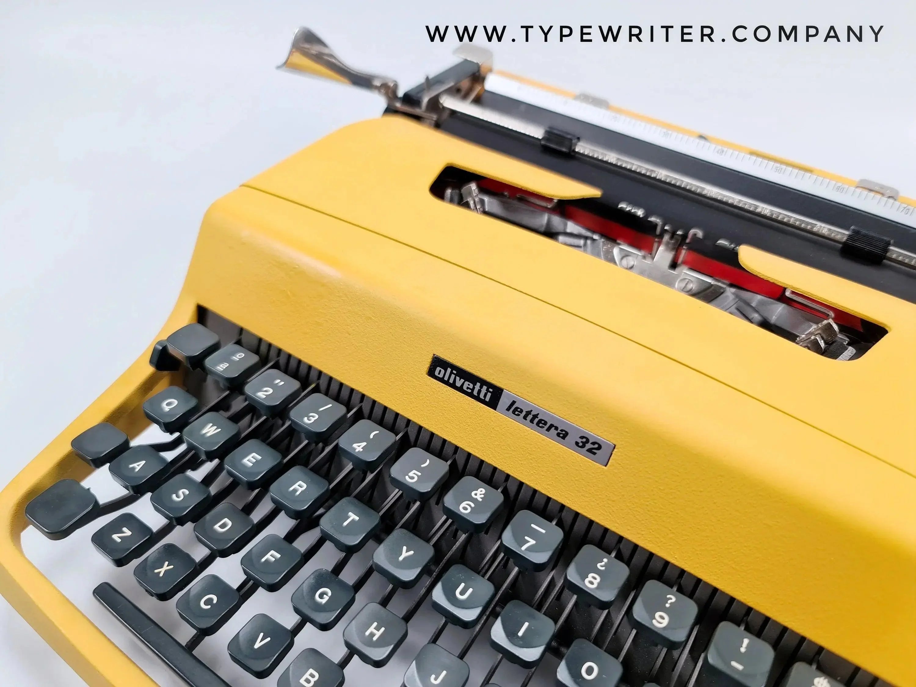 Olivetti Lettera 32, Yellow Manual Vintage Typewriter, Restored
