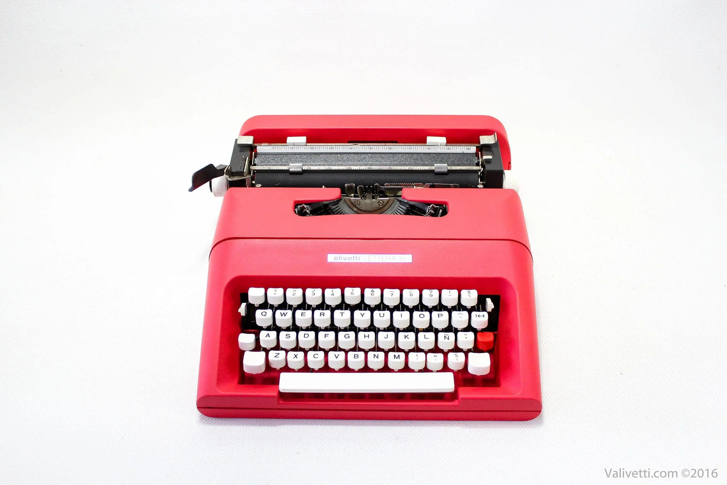 Olivetti Lettera 35 Crimson Red Vintage, Manual Typewriter, Serviced - ElGranero Typewriter.Company