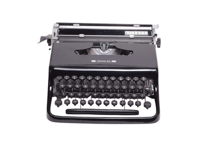 Olivetti Pluma 22 Negro Brillante, Máquina de Escribir Manual Vintage, Restaurada - ElGranero Typewriter.Company