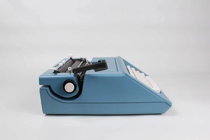 Olivetti Studio 46 Azul, Máquina de Escribir Manual Vintage, Restaurada - ElGranero Typewriter.Company
