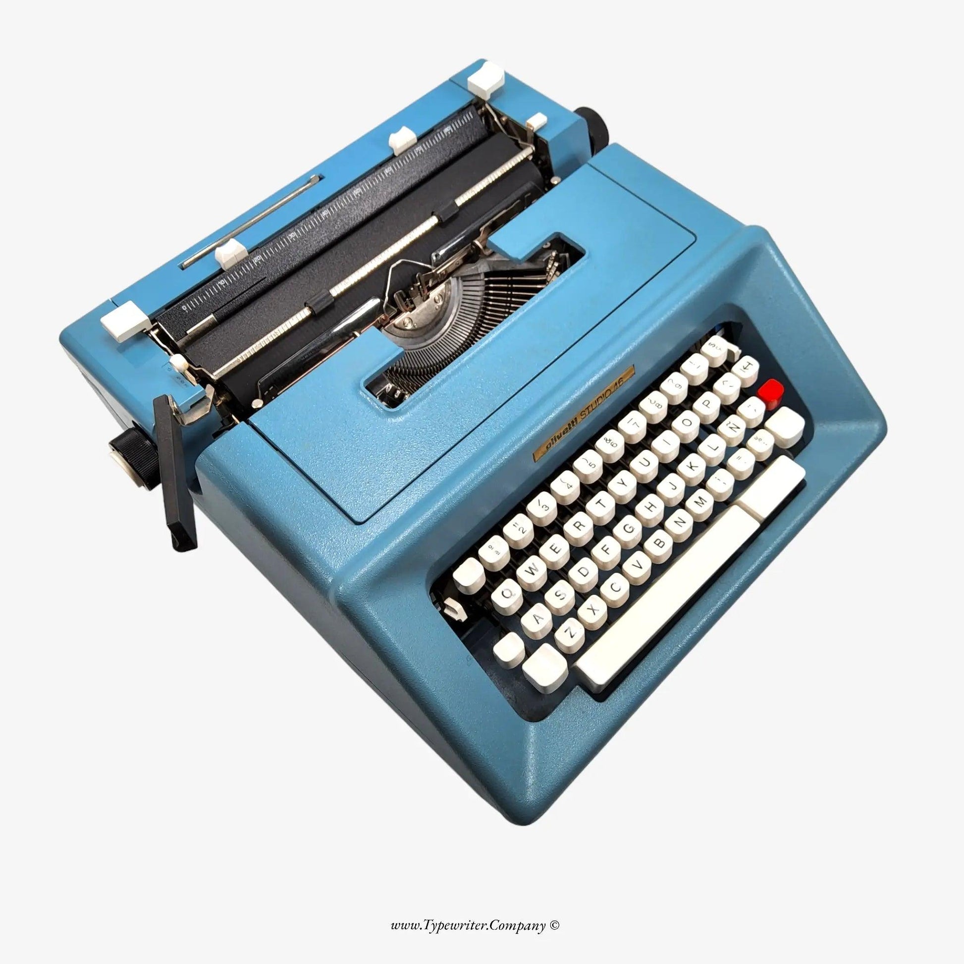 Olivetti Studio 46 Typewriter, Vintage Manual, Refurbished, QWERTY Keyboard ElGranero Typewriter.Company