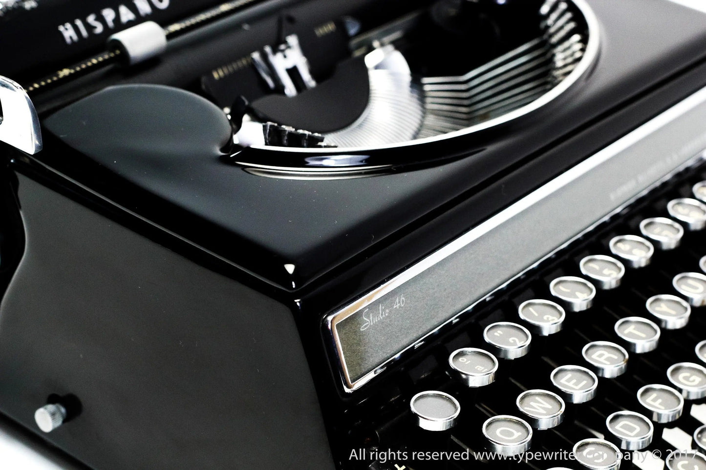 Olivetti Studio 46(42) Glossy Black Vintage Typewriter, Serviced - ElGranero Typewriter.Company