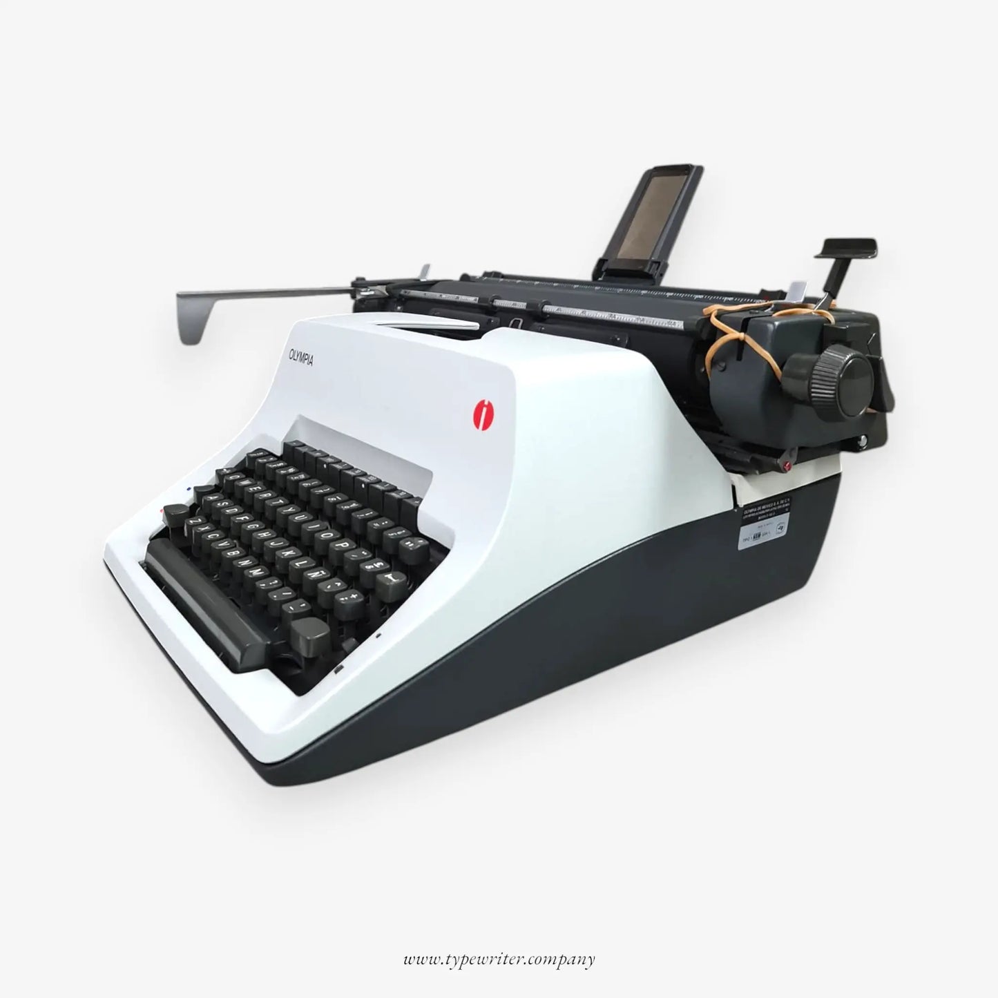 Olympia SG 3 Typewriter, carriage A3, manual BRAND NEW - ElGranero Typewriter.Company
