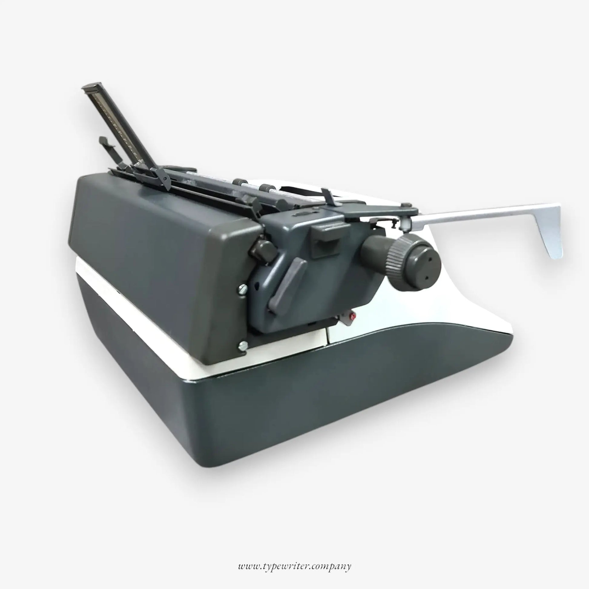 Olympia SG 3 Typewriter, carriage A3, manual BRAND NEW - ElGranero Typewriter.Company