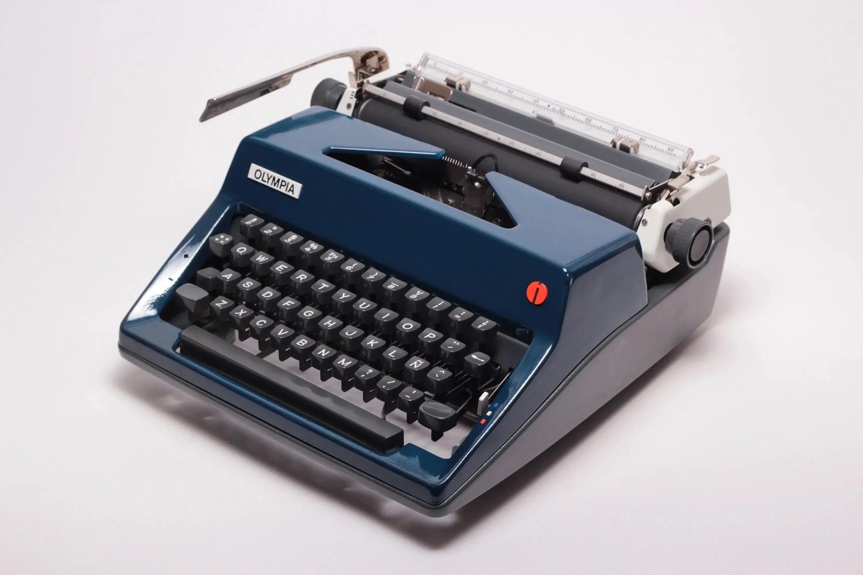 Olympia Model SM タイプライター Olympia SM Navy Blue, Vintage Manual Typewriter, Refurbished