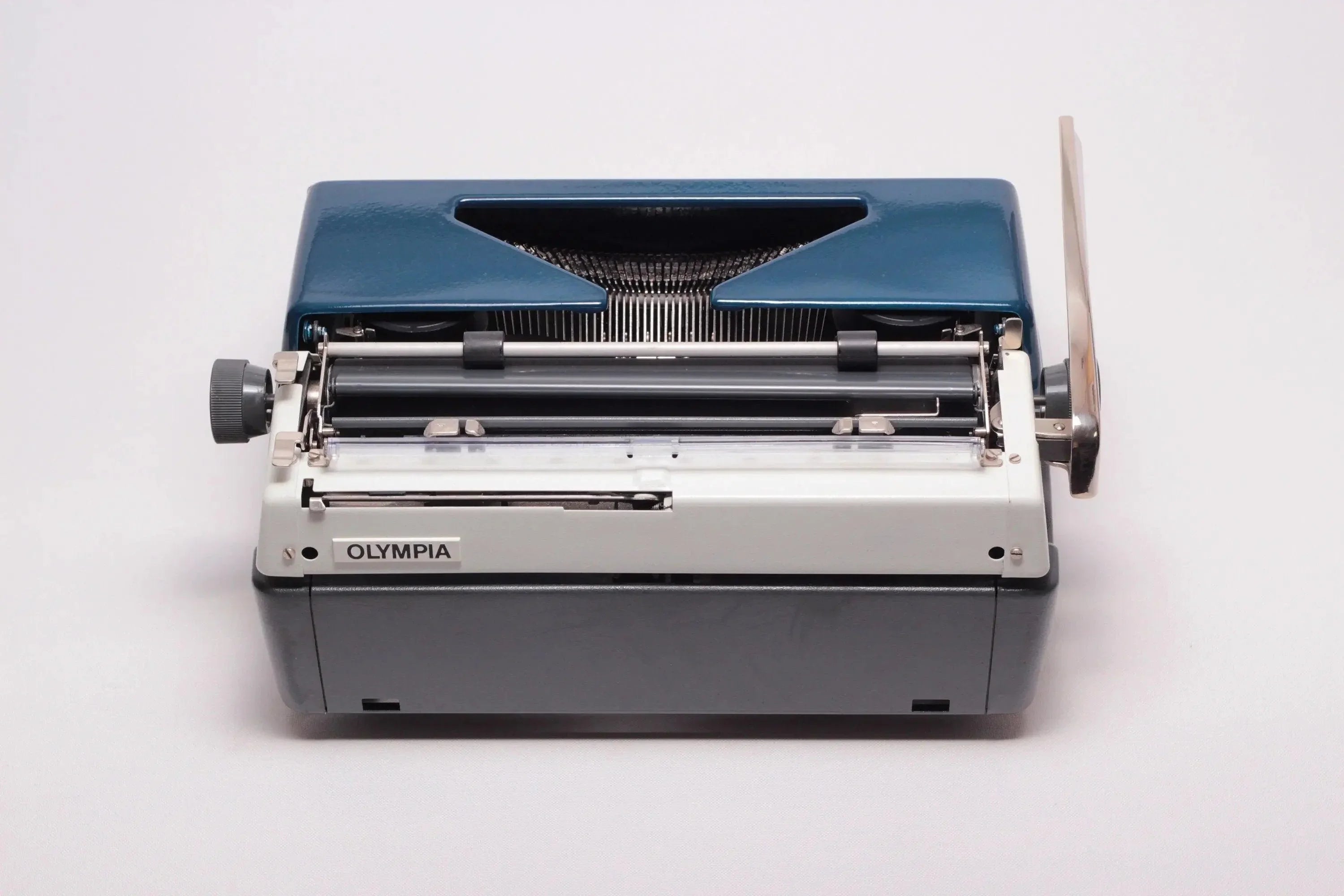 Olympia Model SM タイプライター Olympia SM Navy Blue, Vintage Manual Typewriter, Refurbished