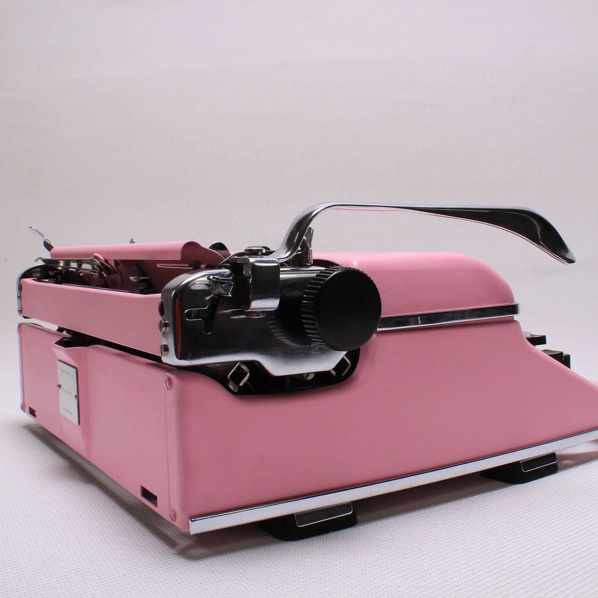 Olympia SM3 Flamingo Pink Typewriter, Vintage, Mint Condition, Manual Portable, Professionally Serviced by Typewriter.Company - ElGranero Typewriter.Company