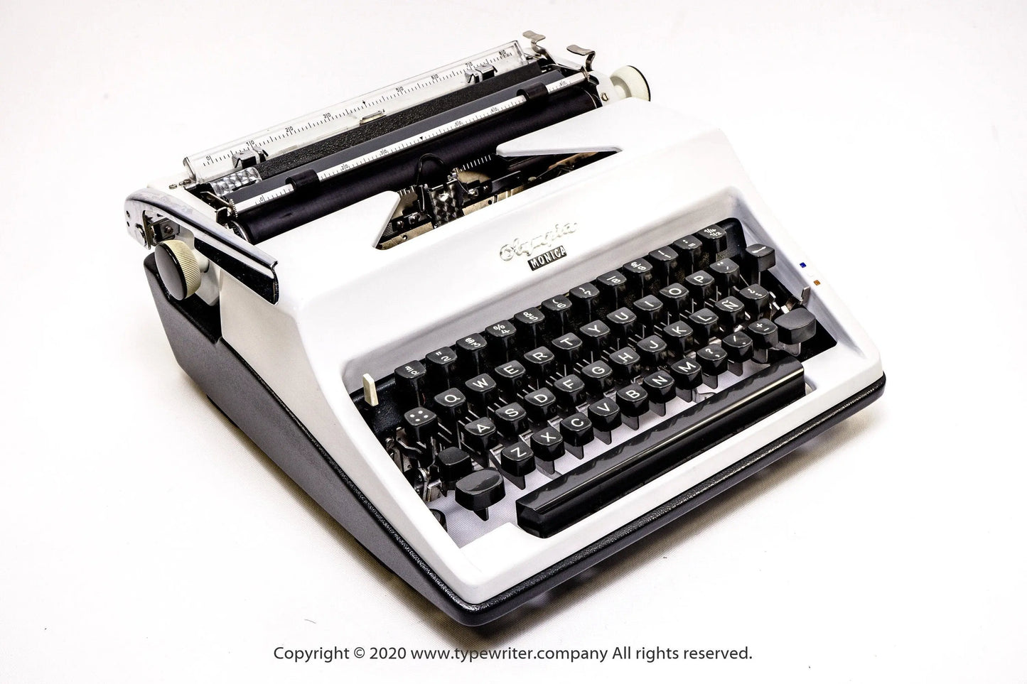 Olympia SM8 White Typewriter, Vintage, Mint Condition, Manual Portable, Professionally Serviced by Typewriter.Company - ElGranero Typewriter.Company