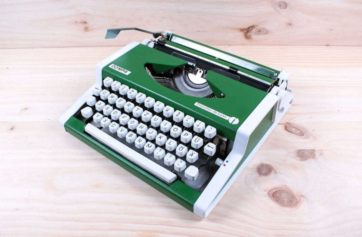 Olympia Traveller De Luxe Green Typewriter, Vintage, Manual Portable, Professionally Serviced by Typewriter.Company - ElGranero Typewriter.Company