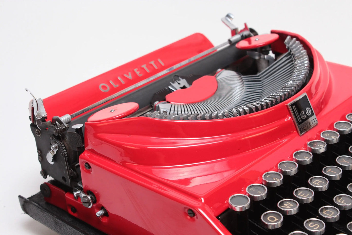RARE Olivetti Ico MP1 Red Vintage Manual Typewriter, Serviced - ElGranero Typewriter.Company