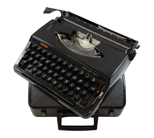 Brother DeLuxe 220, Black Manual Vintage Typewriter, Serviced - ElGranero Typewriter.Company