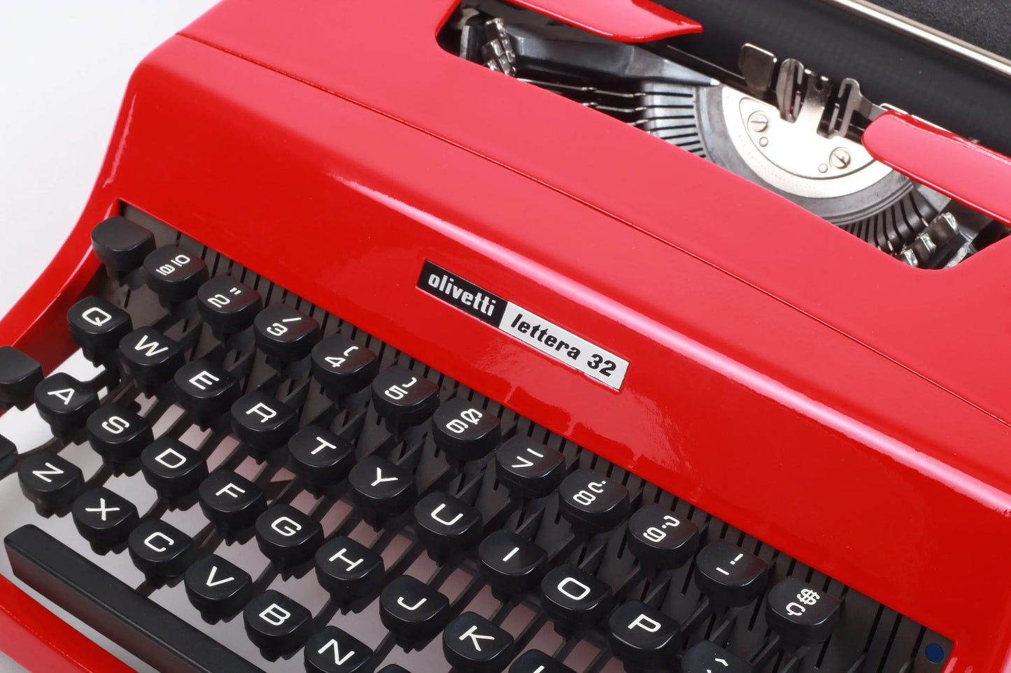SALE! - Limited Edition Olivetti Lettera 32 Red Typewriter, Vintage, Mint Condition, Professionally Serviced - ElGranero Typewriter.Company