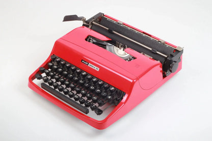 Olivetti Lettera 32 Rojo Brillante Máquina de Escribir Manual Vintage, Restaurada - ElGranero Typewriter.Company