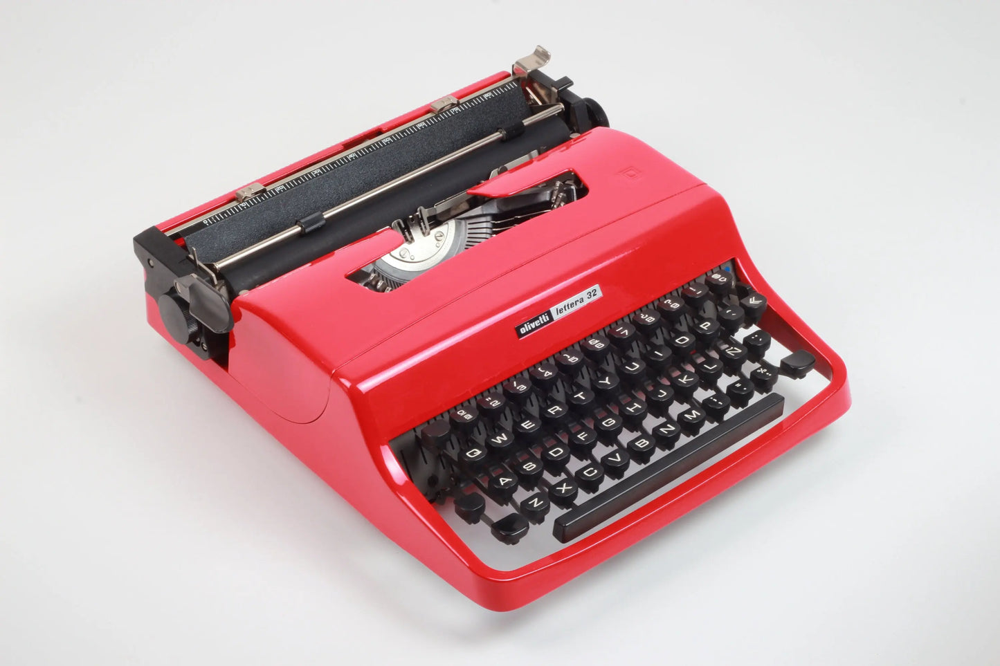 SALE! - Limited Edition Olivetti Lettera 32 Red Typewriter, Vintage, Mint Condition, Professionally Serviced - ElGranero Typewriter.Company