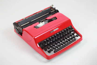 Olivetti Lettera 32 Rojo Brillante Máquina de Escribir Manual Vintage, Restaurada - ElGranero Typewriter.Company