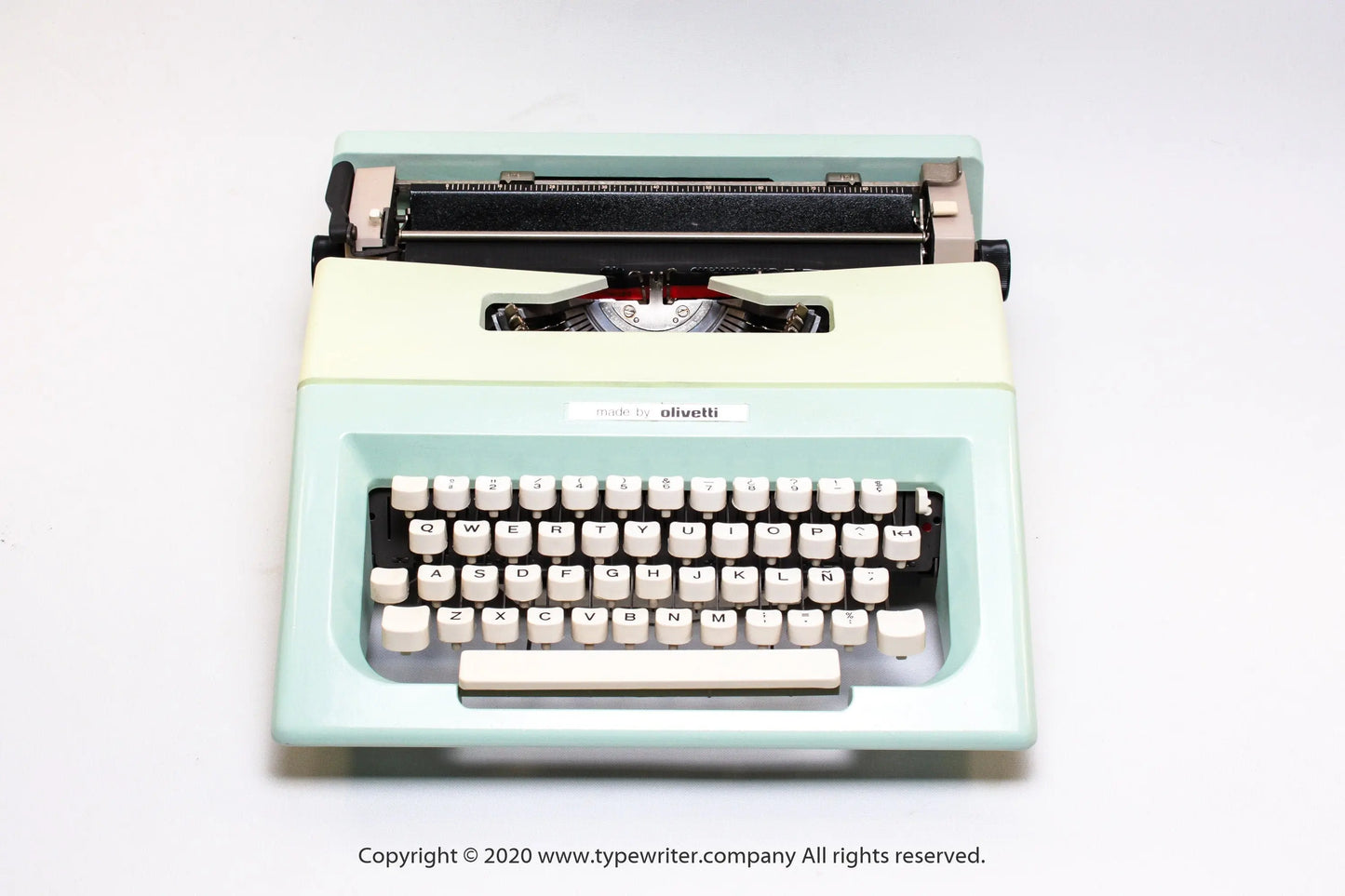 SALE! - Olivetti Lettera 25 Light Mint Green Typewriter, Vintage, Professionally Serviced - ElGranero Typewriter.Company