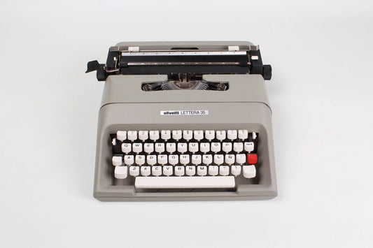 SALE! - Olivetti Lettera 35 Gray Typewriter, Vintage, Professionally Serviced - ElGranero Typewriter.Company