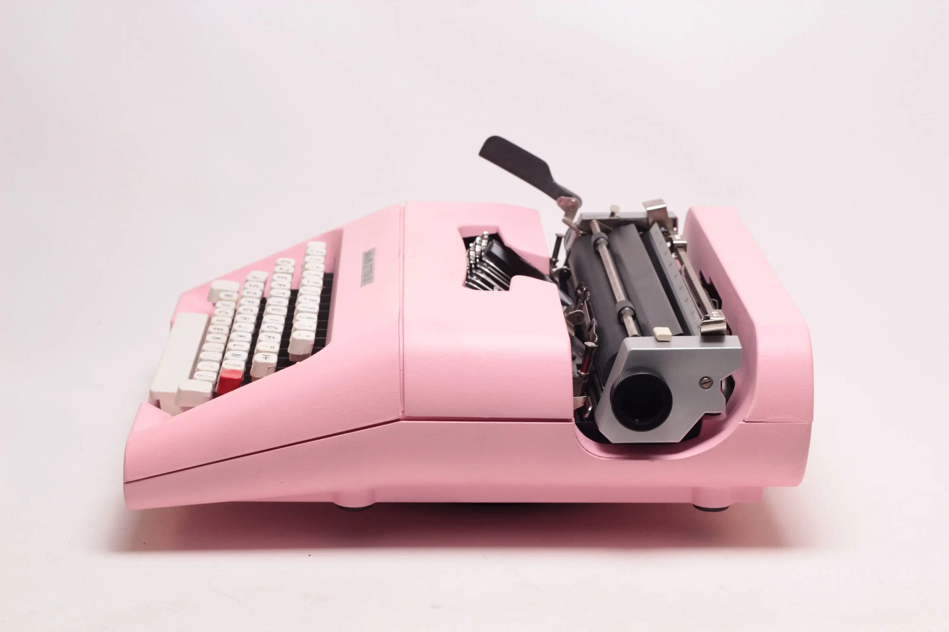 SALE! - Olivetti Lettera 35 Pink Typewriter, Vintage, Mint Condition, Professionally Serviced - ElGranero Typewriter.Company