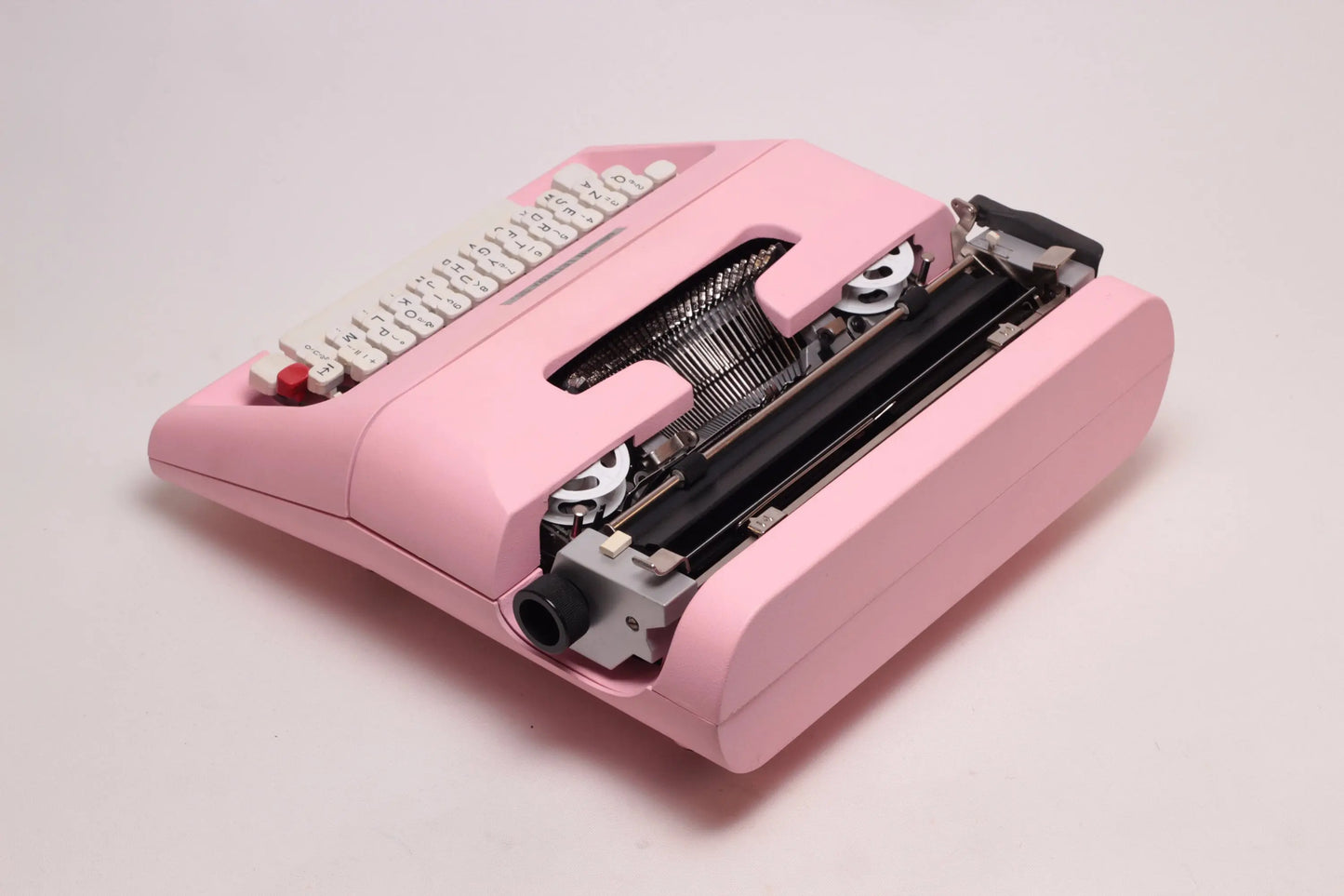 SALE! - Olivetti Lettera 35 Pink Typewriter, Vintage, Mint Condition, Professionally Serviced - ElGranero Typewriter.Company